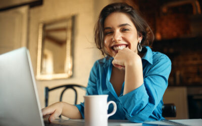 Your Desk Job May Be Affecting Your Smile: What a Midtown Manhattan Dentist Wants You to Know